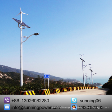 Ce Certificated Solar Wind Power Generator for Lighting and Monitoring